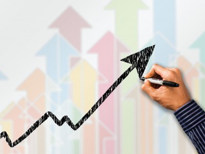 钛白粉行业再掀涨价潮，龙佰集团率先宣布调价