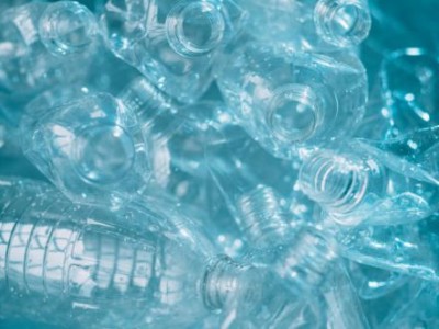 日本研发耐用且可海水降解的生物塑料