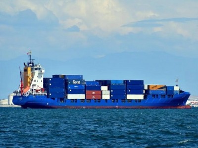 全球MDI巨头集体提价！万华化学加速扩产